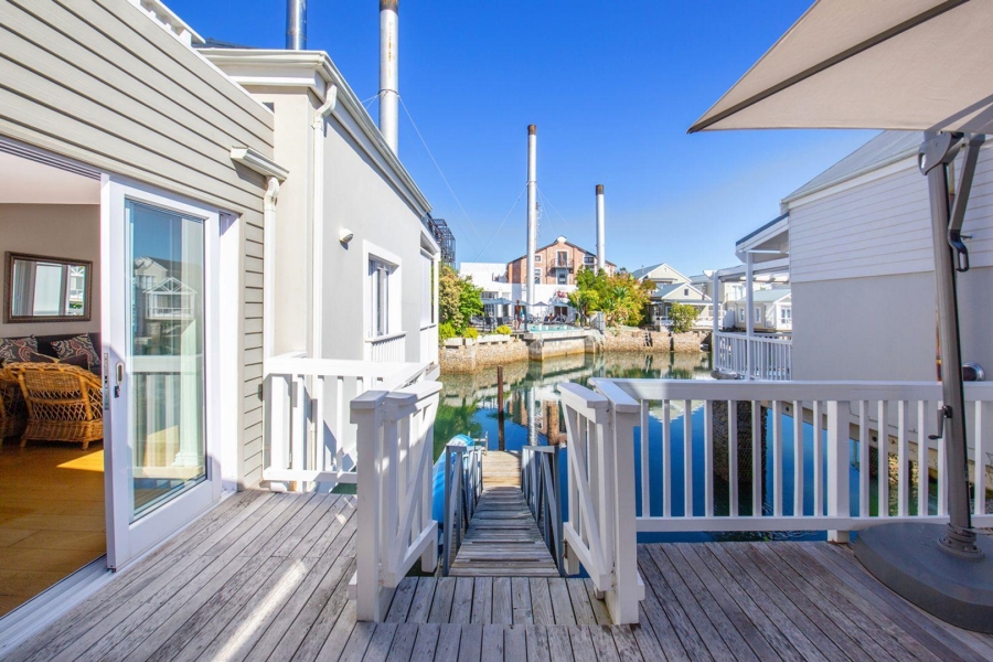 To Let 2 Bedroom Property for Rent in Thesen Islands Western Cape